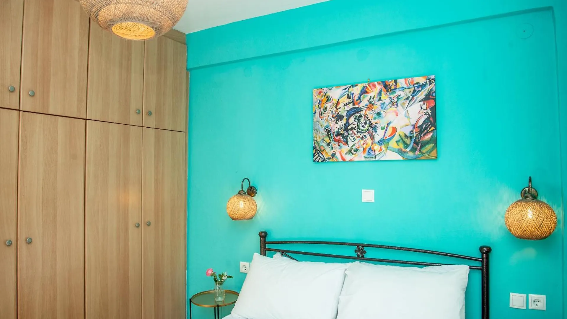 The Grapevine Rooms Poros  Greece