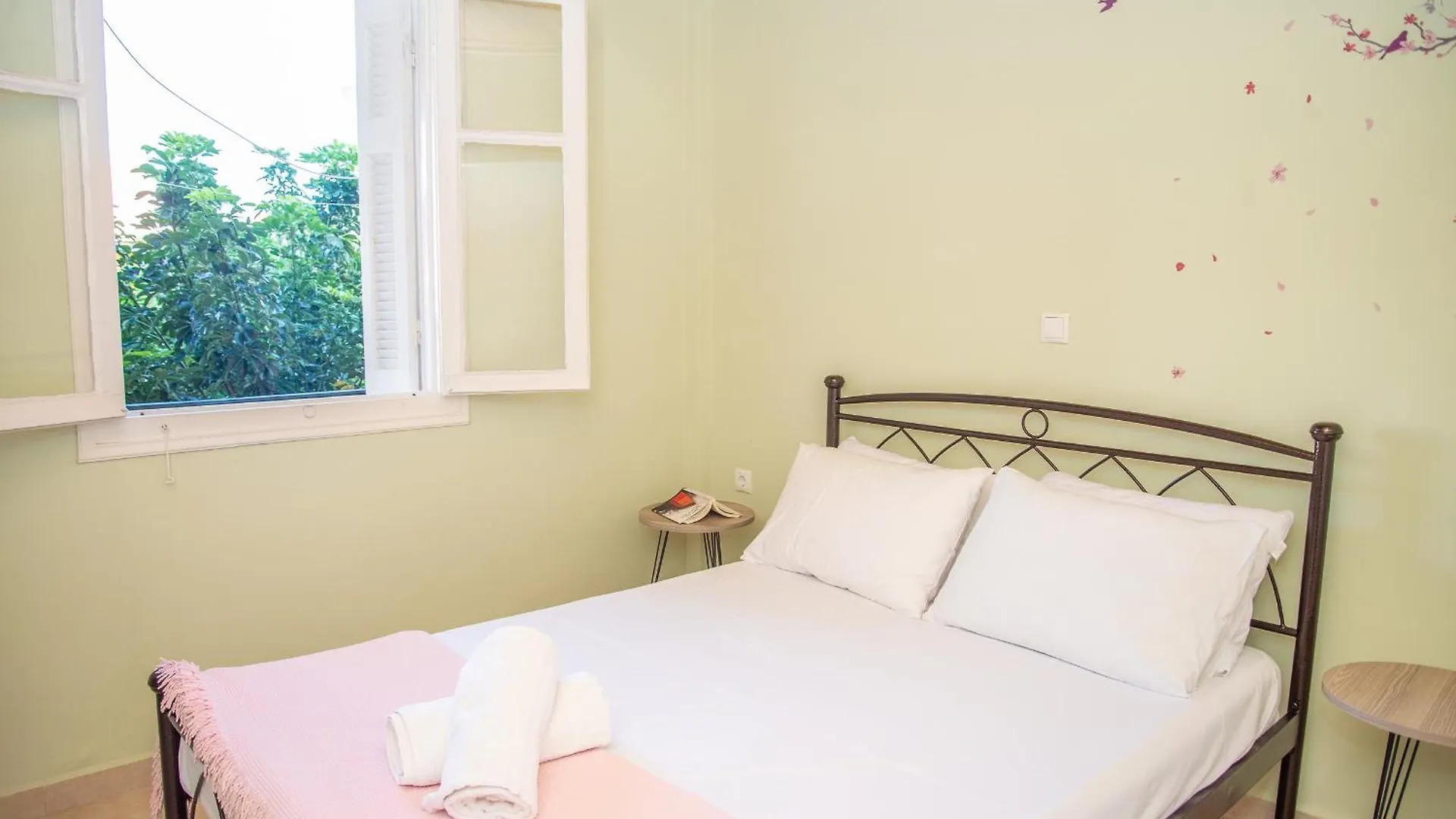 Apartment The Grapevine Rooms Poros