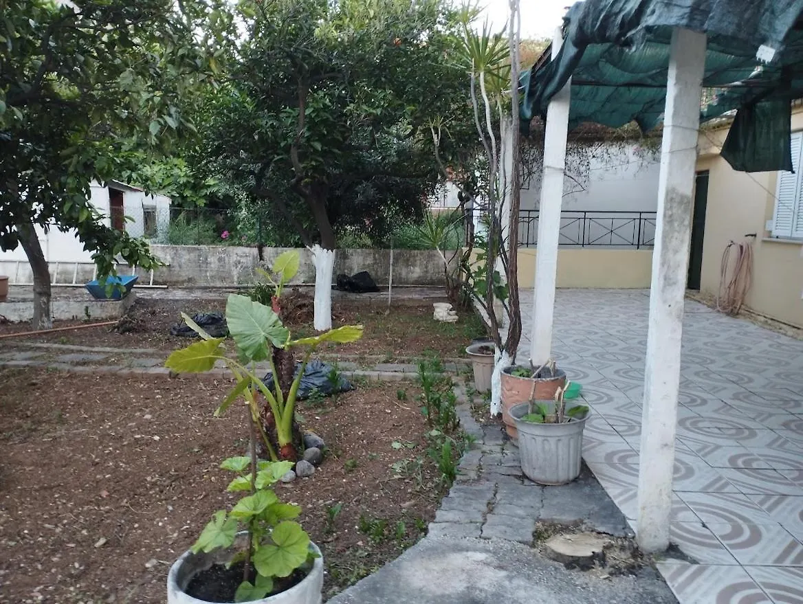 The Grapevine Rooms Poros  0*, Poros (Kefalonia)