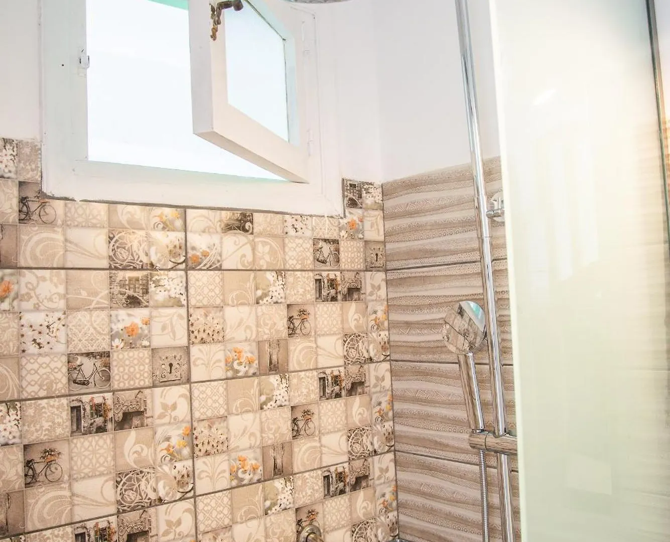 The Grapevine Rooms Poros