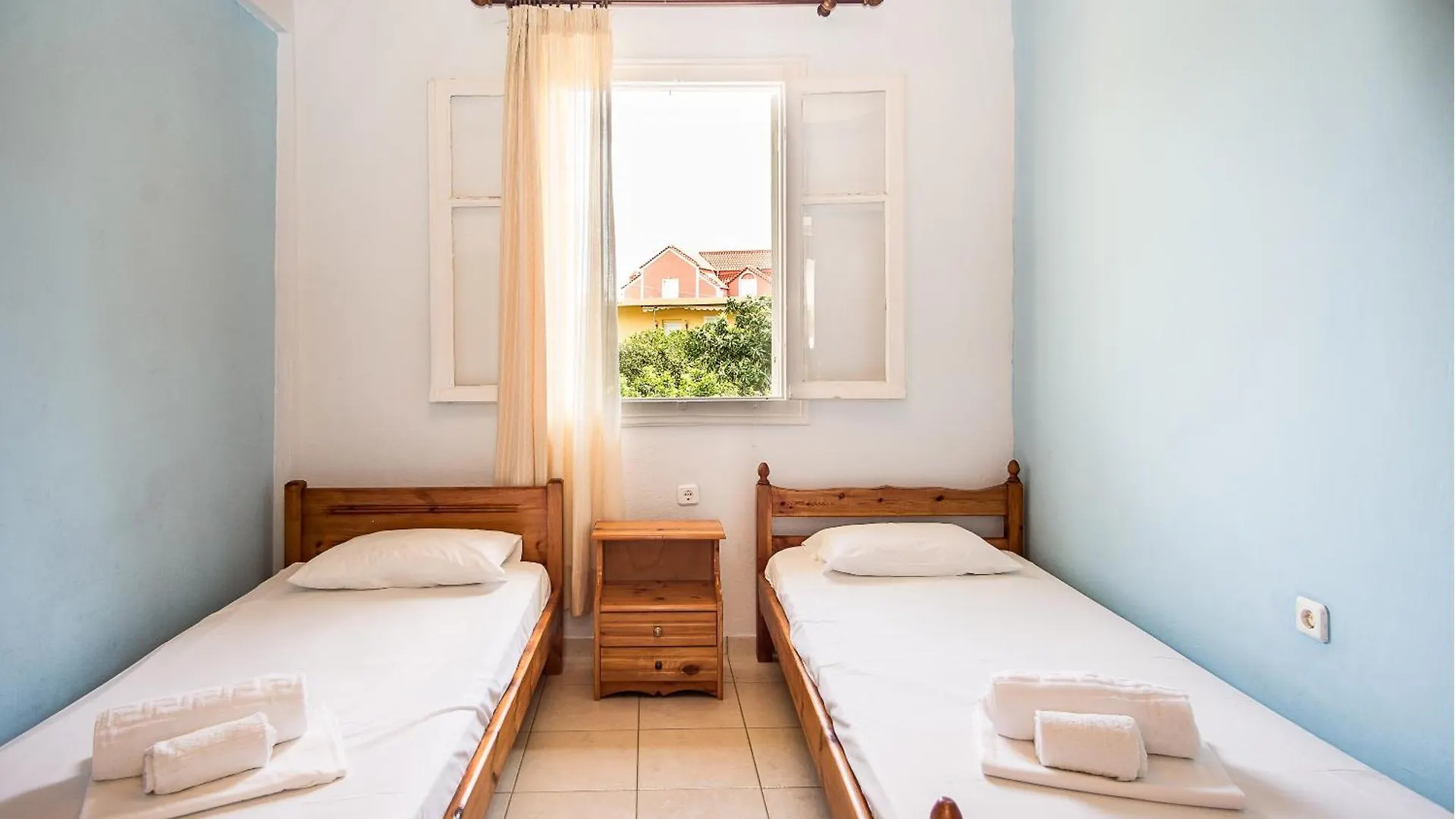 The Grapevine Rooms Poros  Apartment Poros (Kefalonia)